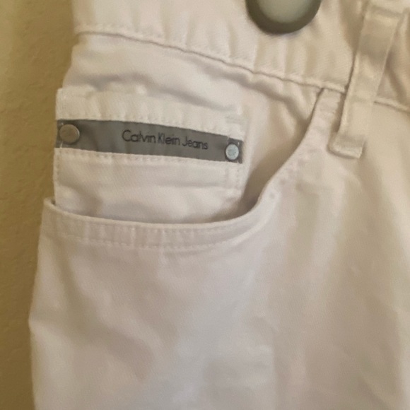 Calvin Klein Jean Shorts - Picture 5 of 5